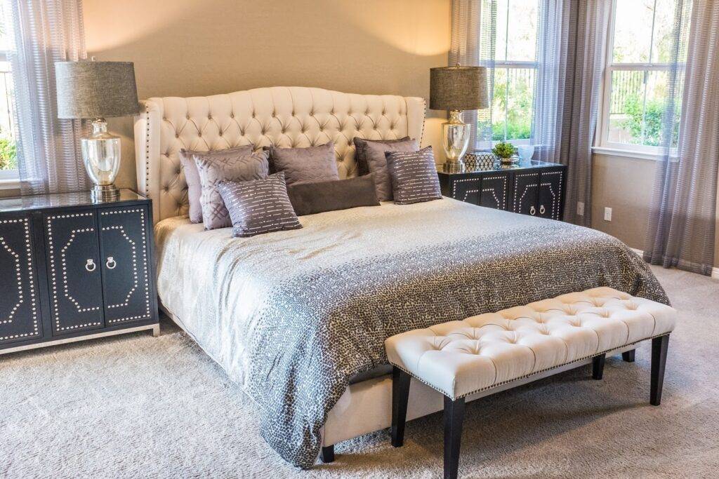 8 Easy Tips To Creating The Perfect Bedroom For You